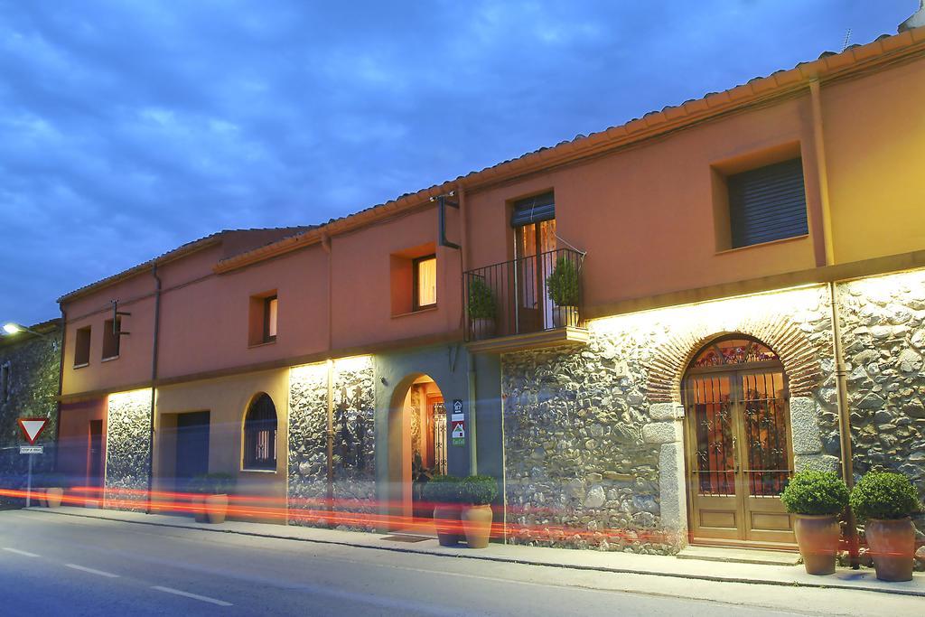 Casa Rural Can Coll Garriguella Exterior photo
