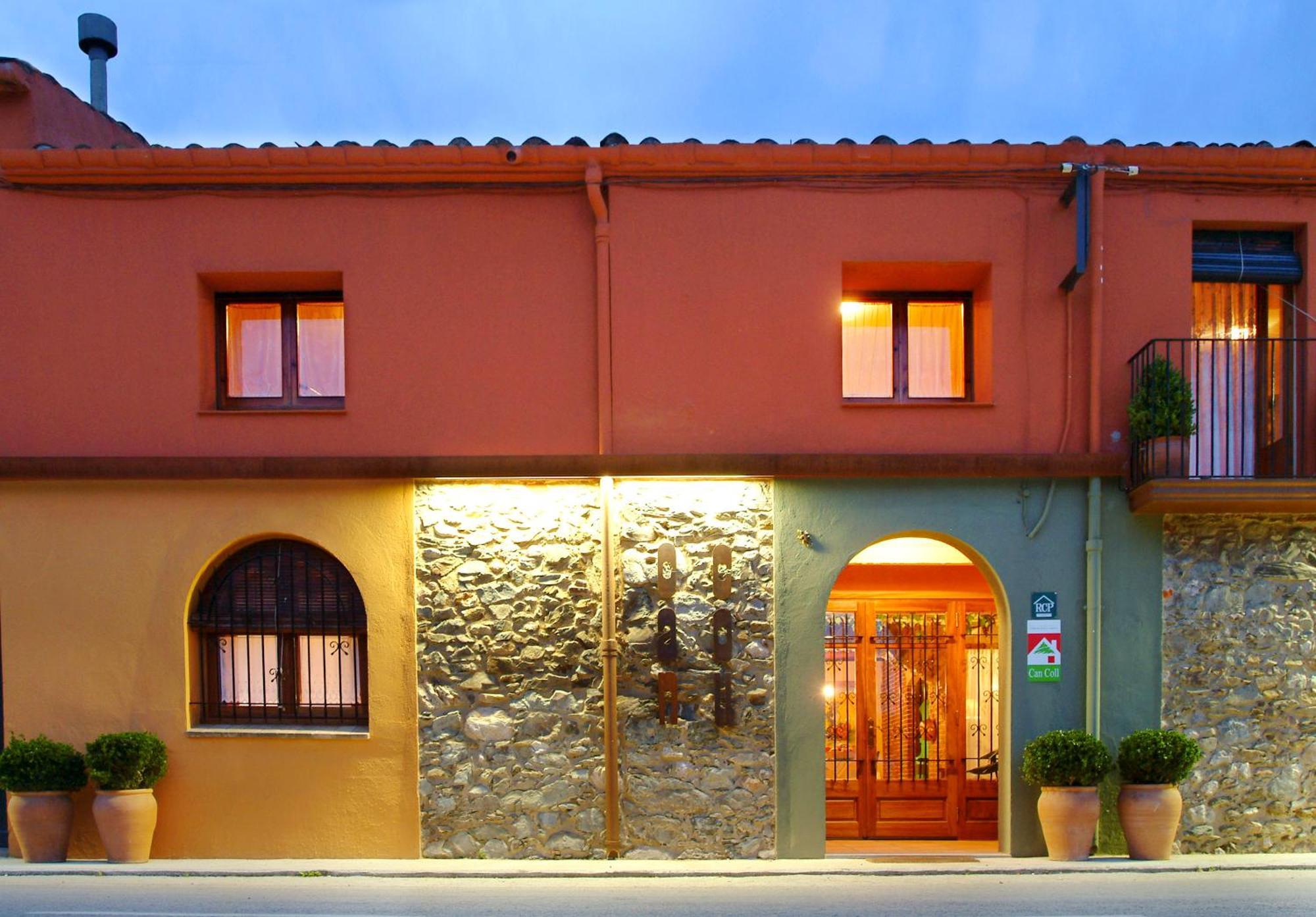 Casa Rural Can Coll Garriguella Exterior photo
