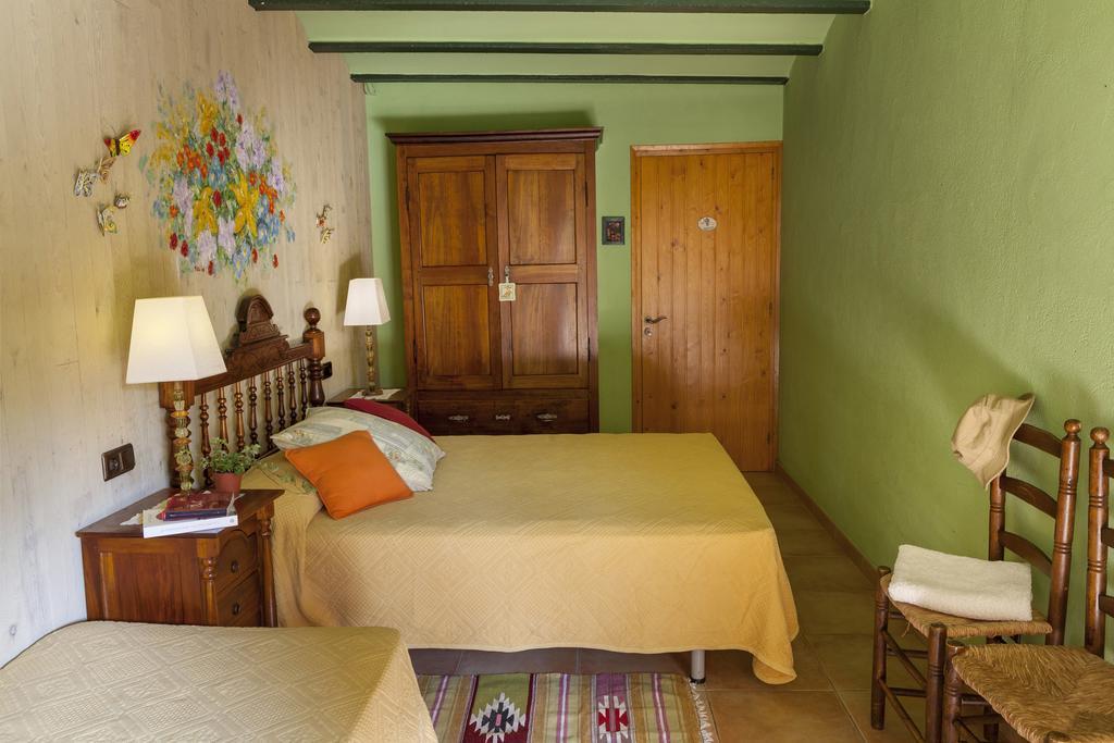 Casa Rural Can Coll Garriguella Exterior photo
